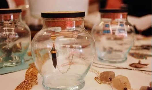 首飾設(shè)計圖7-廣州駿業(yè)包裝實業(yè)有限公司 首飾設(shè)計圖7