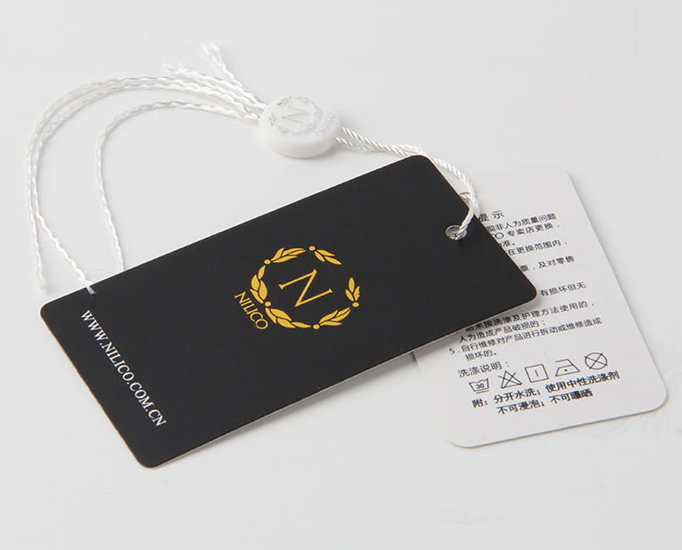 襯衫吊牌如果使用燙金工藝，工廠的老師傅對(duì)這1點(diǎn)很在意